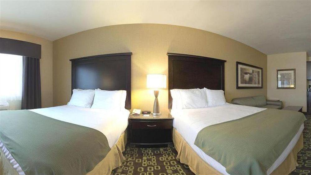 Courtyard By Marriott Los Angeles Woodland Hills Bagian luar foto